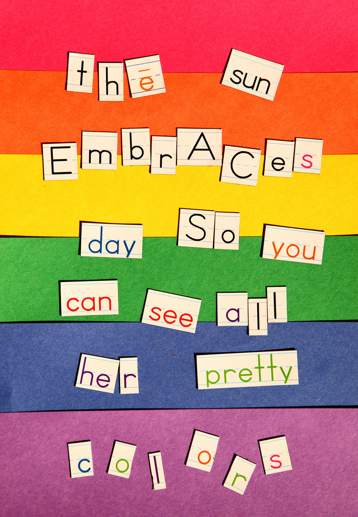 The sun embraces day so you can see all her pretty colors (CC)